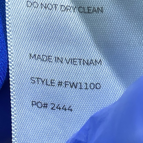 FIGS Royal Blue V Neck Scrub Top Short Sleeve Technical Collection YY - Picture 10 of 11